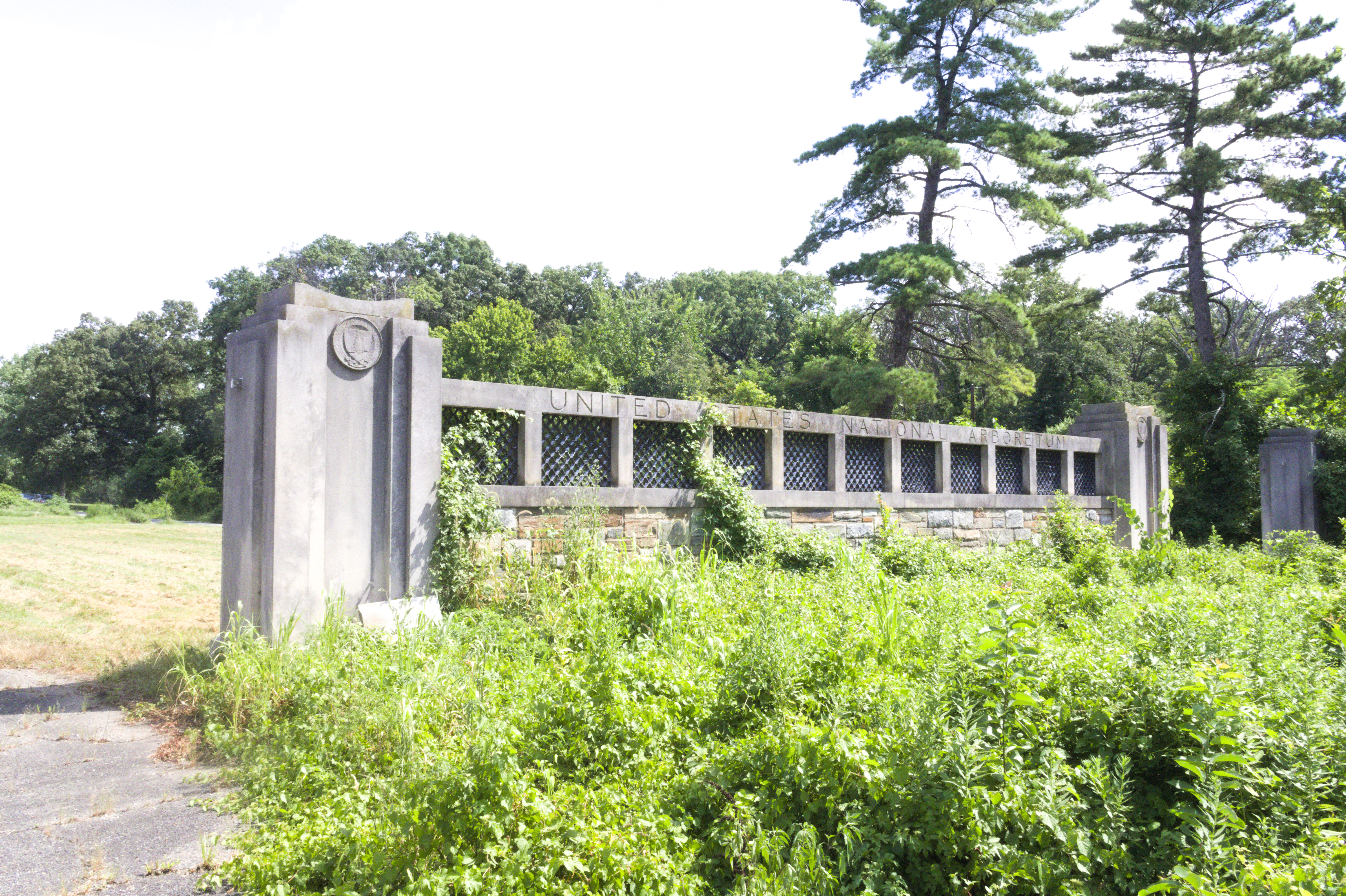 Maryland Ave Gate Ruins